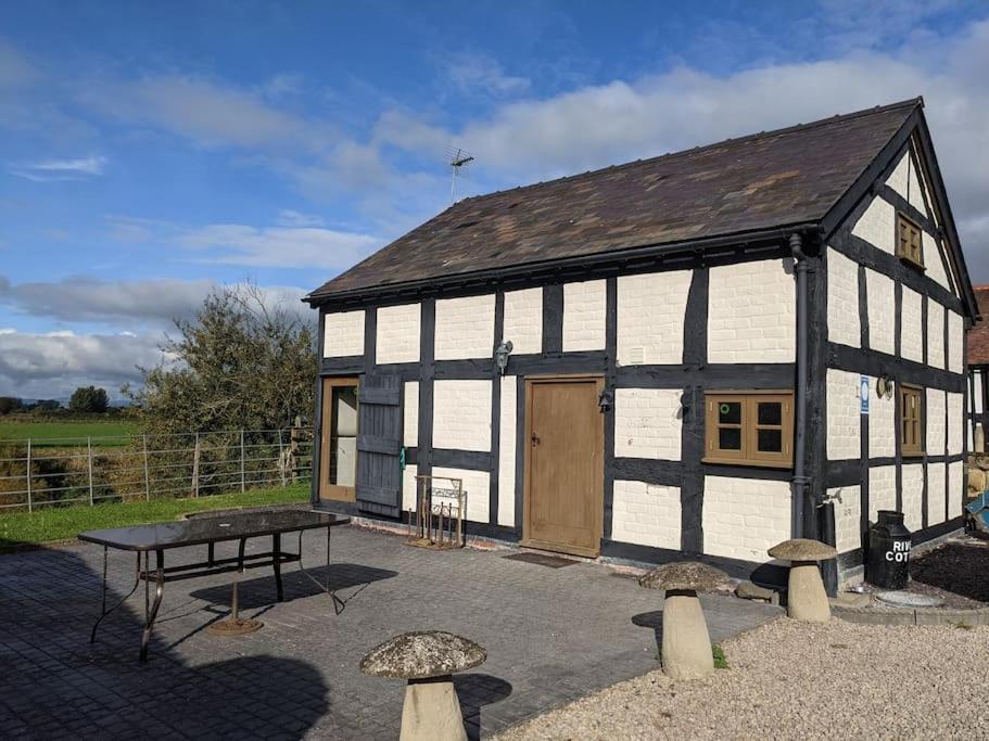 River Cottage, Melverley Exterior photo